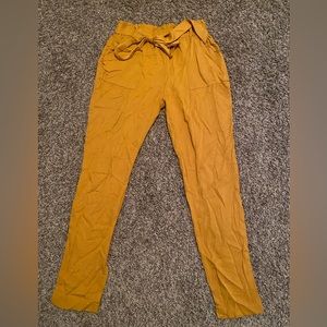 Women’s trousers